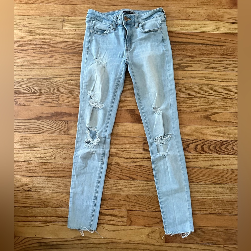 American Eagle Distressed Skinny Jeans